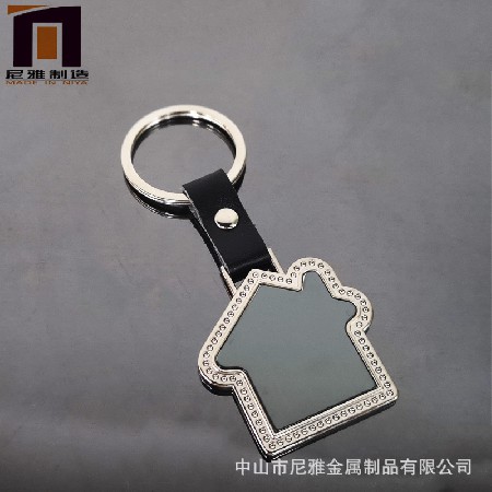 Creative Gift for House Metal Keychain Advertising Leather House Keychain Metal Keychain Logo Processing