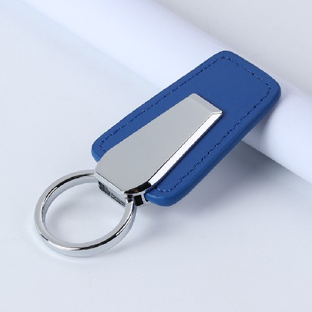 Leather keychain with pull ring, creative small gift for car accessories, keychain logo processing, leather keychain