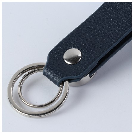 New round buckle leather decoration keychain, car accessory creative small gift keychain manufacturer keyring