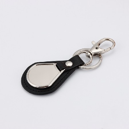 New Leather Metal Keychain Automotive Accessories Creative Gift Leather Keychain Can Be LOGO Processed